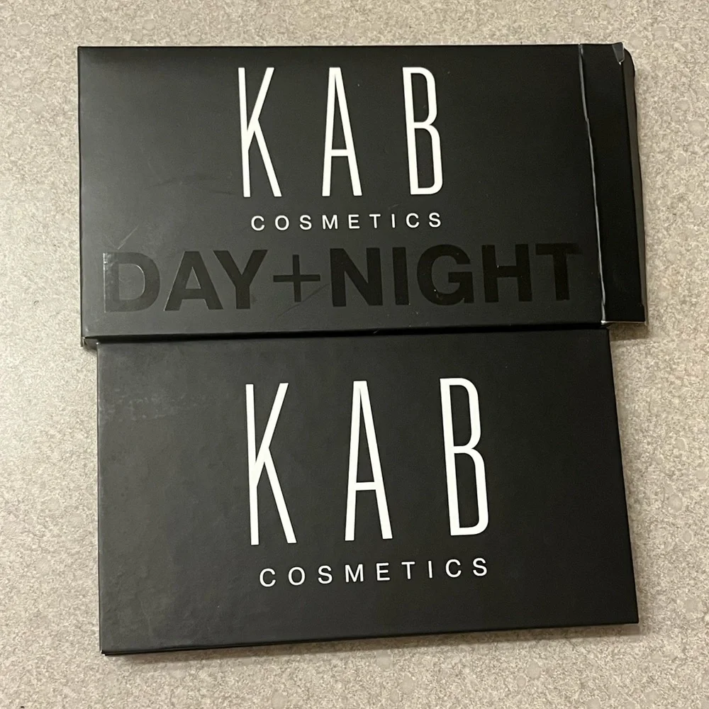 eyeshadow pallet - Picture 4 of 4